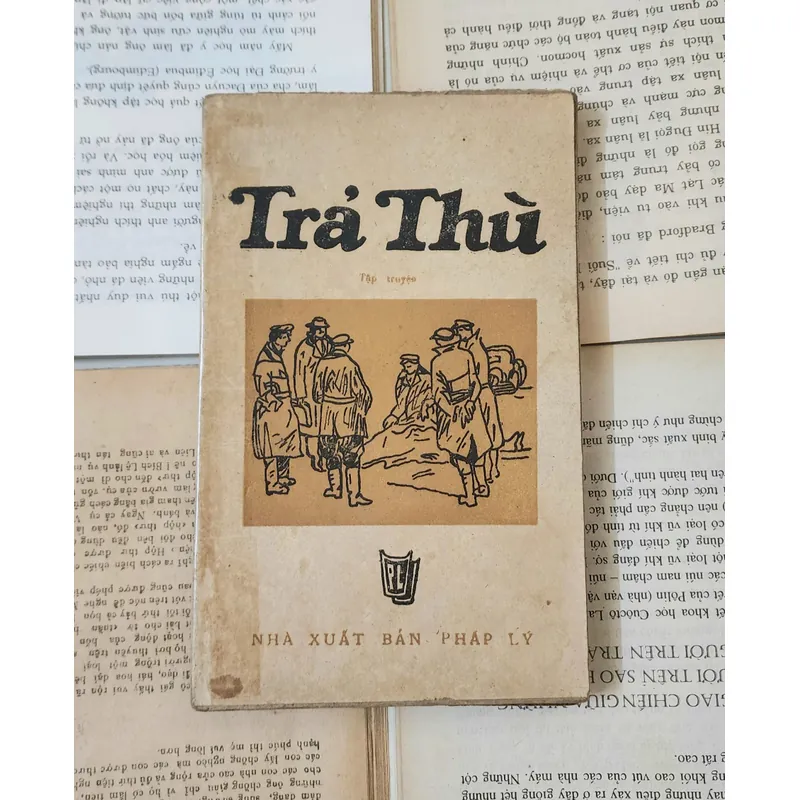 Tập truyện của NXB Pháp Lý: TRẢ THÙ 711654