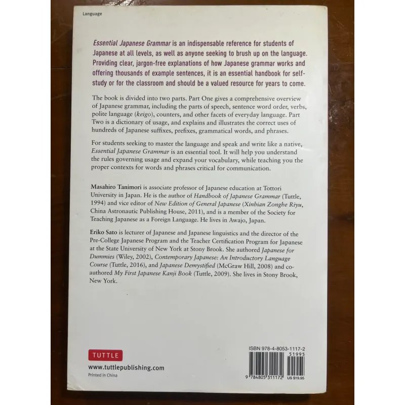 Sách học ngữ pháp tiếng Nhật cơ bản viết bằng tiếng Anh 739070
