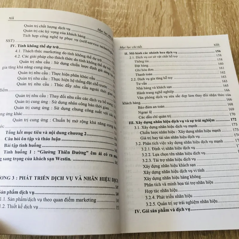 MARKETING DỊCH VỤ HIỆN ĐẠI  1004827