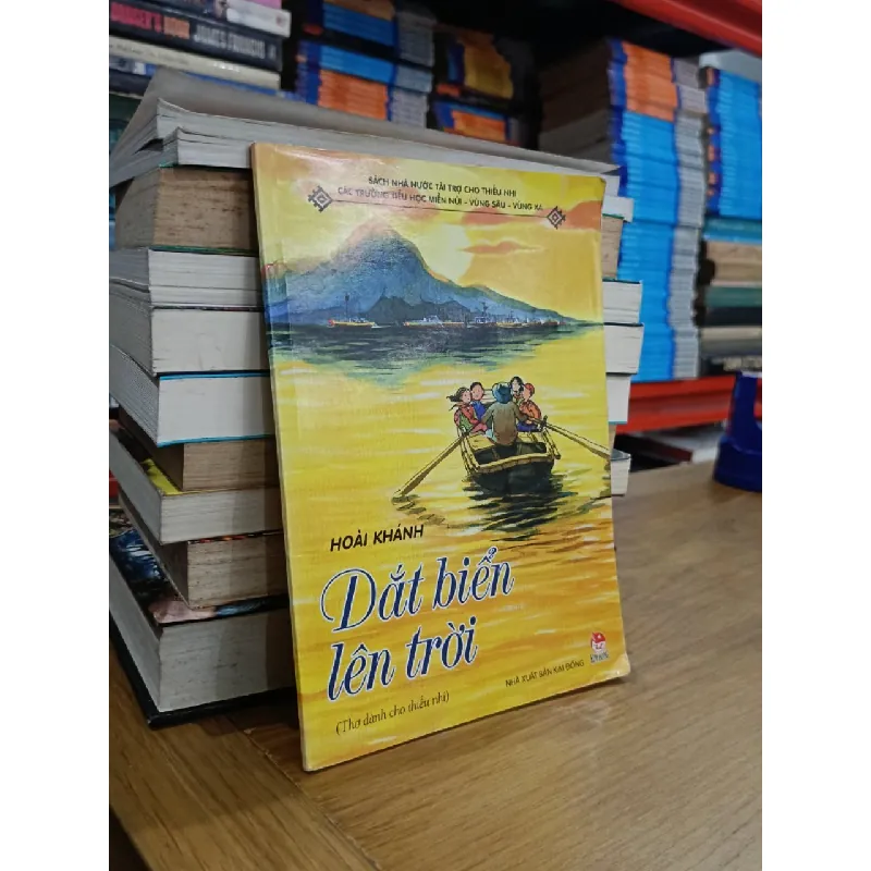 Dắt biển lên trời - Hoài Khánh 598463