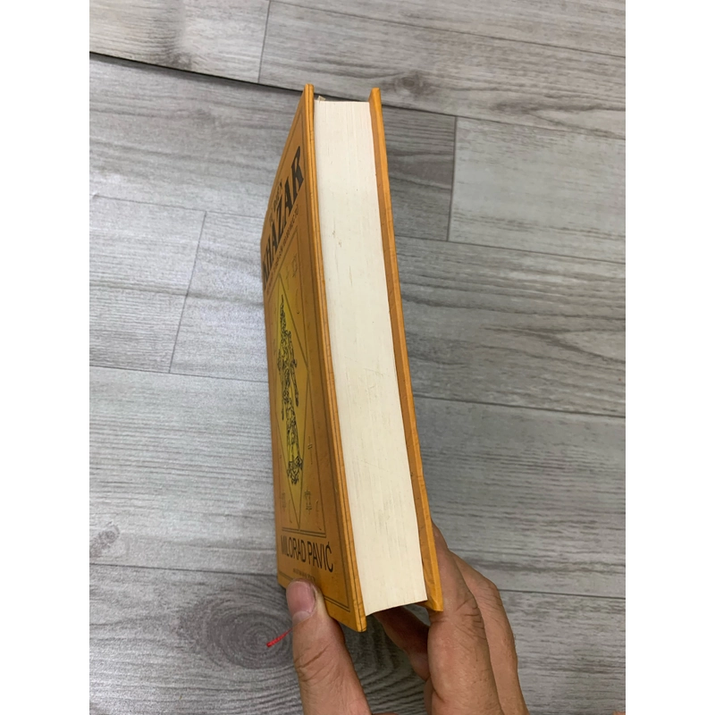 Từ điển khazar. Tiểu thuyết - từ điển gồm 100.000 mục từ. 999 460042