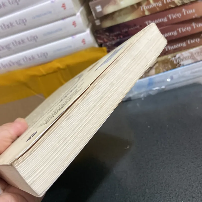 (Văn học) - Sói và bồ câu (tập 1) - Kathleen E. Woodiwiss 976111