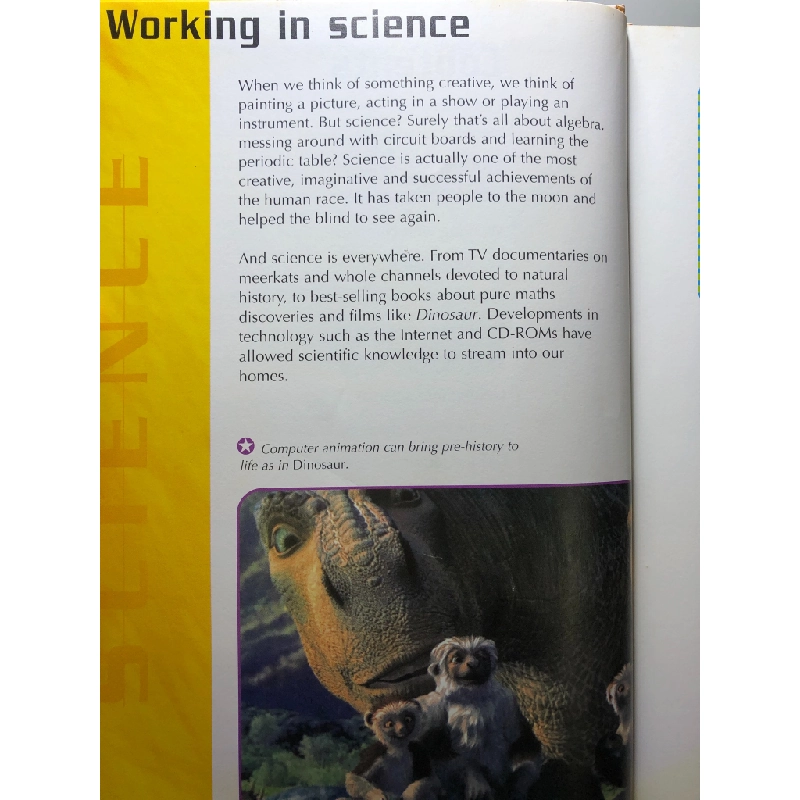 A guide to working in... Science BÌA CỨNG mới 80% bẩn nhẹ Look Ahead HPB2607 NGOẠI VĂN 351733