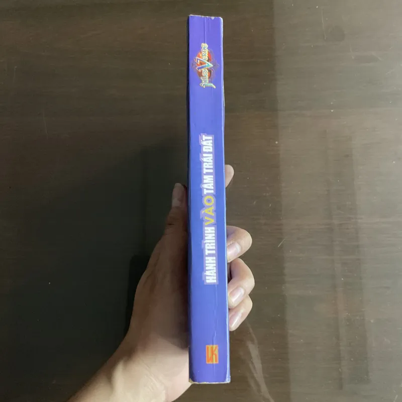 [PHIÊU LƯU] Hành trình vào tâm Trái đất - Jules Verne 717024