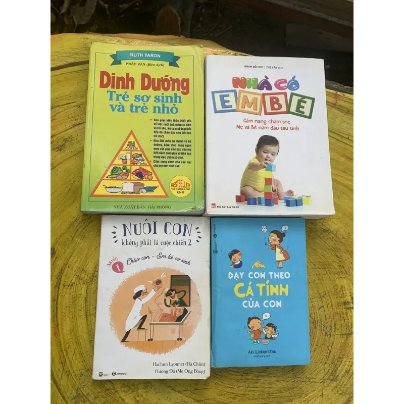 COMBO : NHÀ CÓ EM BÉ & DINH DƯỠNG TRẺ SƠ SINH VÀ TRẺ NHỎ TẶNG KÈM HAI CUỐN NUÔI CON 746490