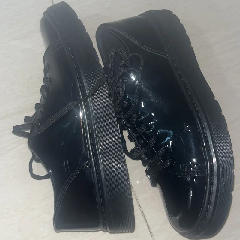 Dr. Martens Dante Patent Black 702877