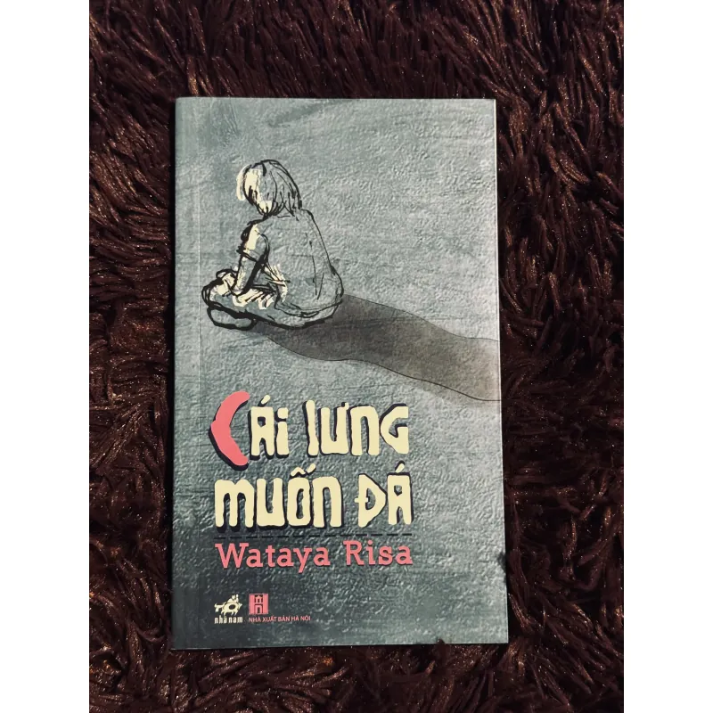 Cái lưng muốn đá 755435