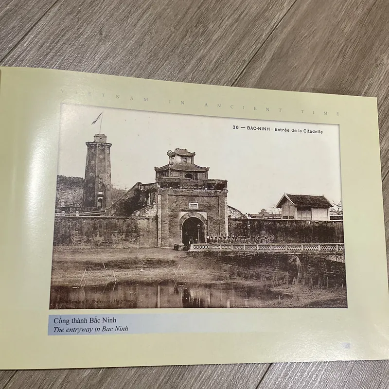 VIỆT NAM XƯA, sách ảnh, xb 2012 732991