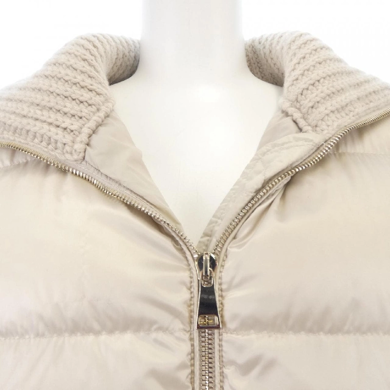 Áo khoác lông vũ MONCLER 640668