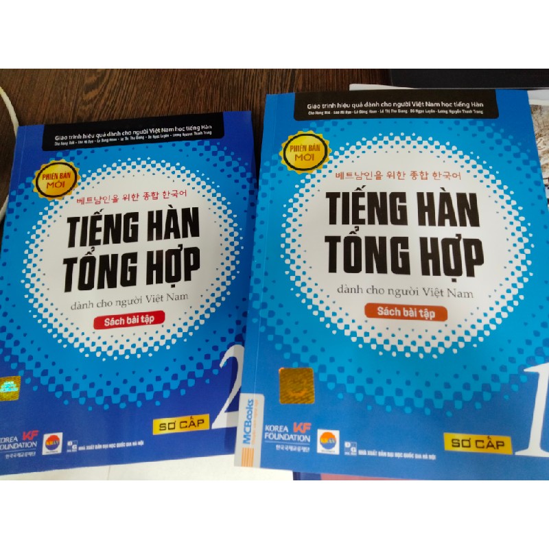 Sách bài tập tiếng Hàn tổng hợp Sơ cấp 1, 2 24393