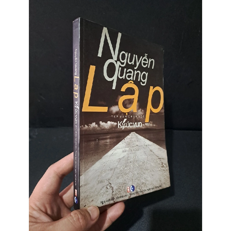 [Phiên Chợ Sách Cũ] Ký ức vụn 2009 - Nguyễn Quang Lập 0506 468940