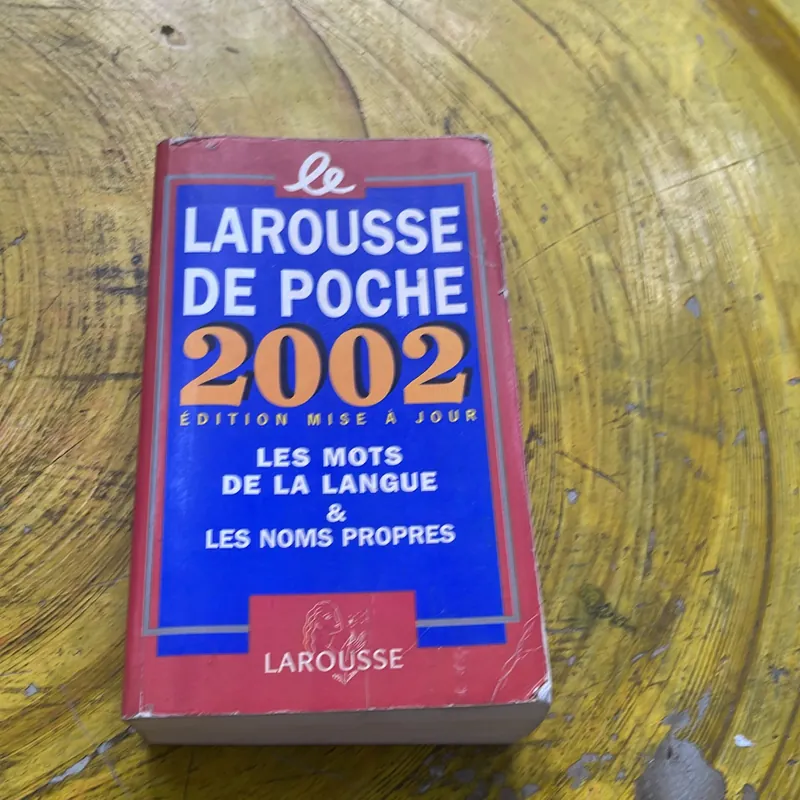LE LẢOUSSE DE PO HE 2002 575408