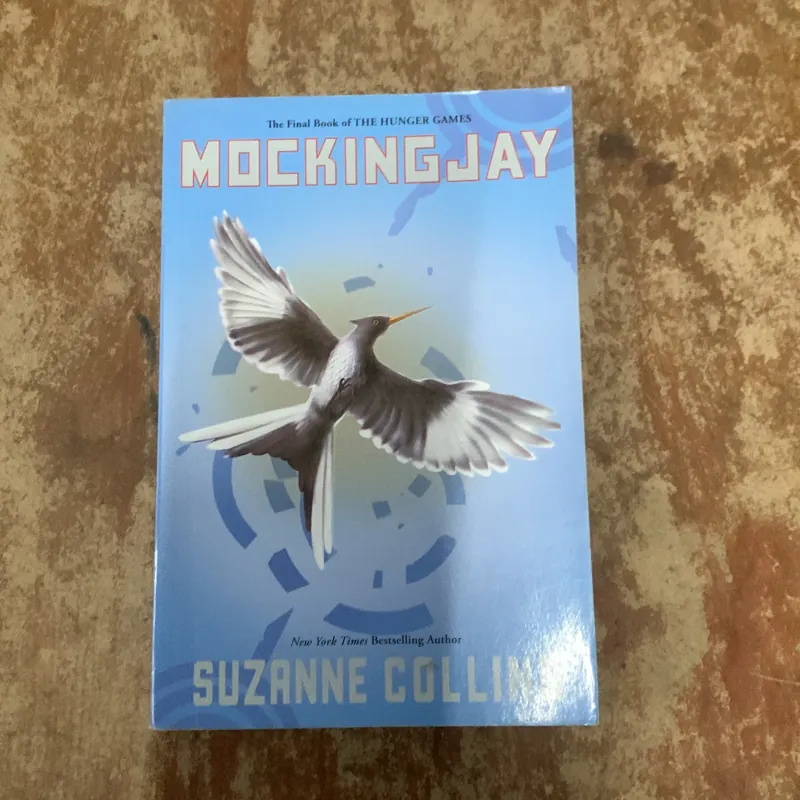 MOCKING JAY - SUZANNE COLLINS 763050