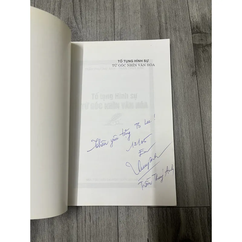 Tố tụng hình sự từ góc nhìn văn hoá. 6a4 737096