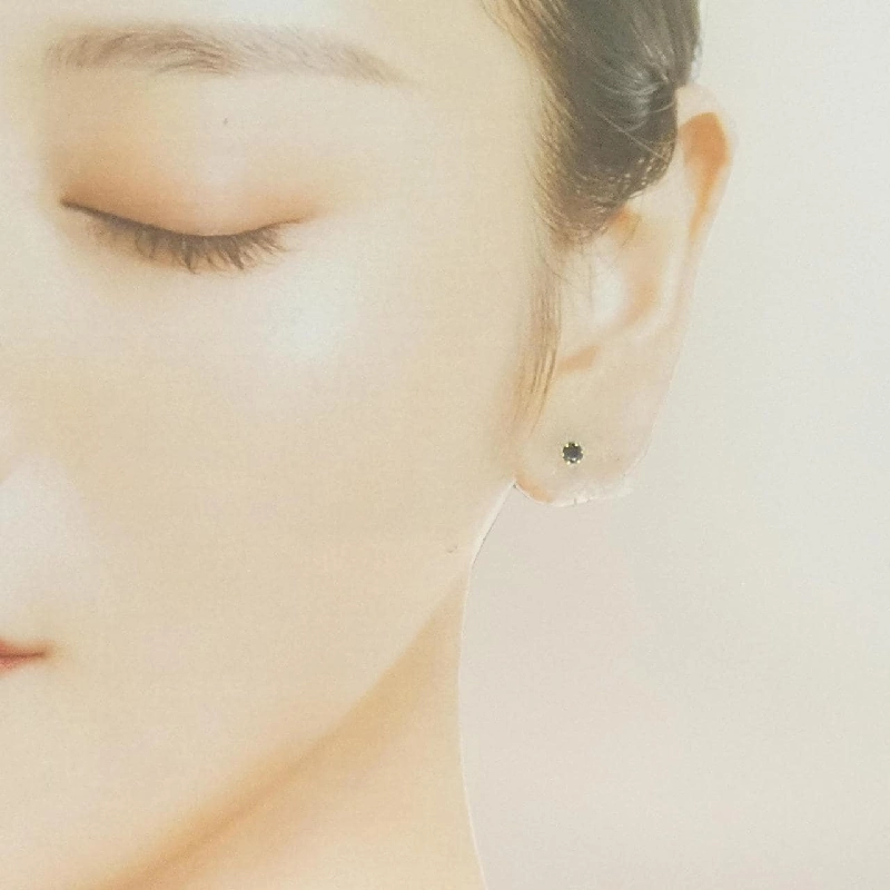 K18YG Bông tai kim cương 0.3CT - Hàng hiệu Chính hãng 866470