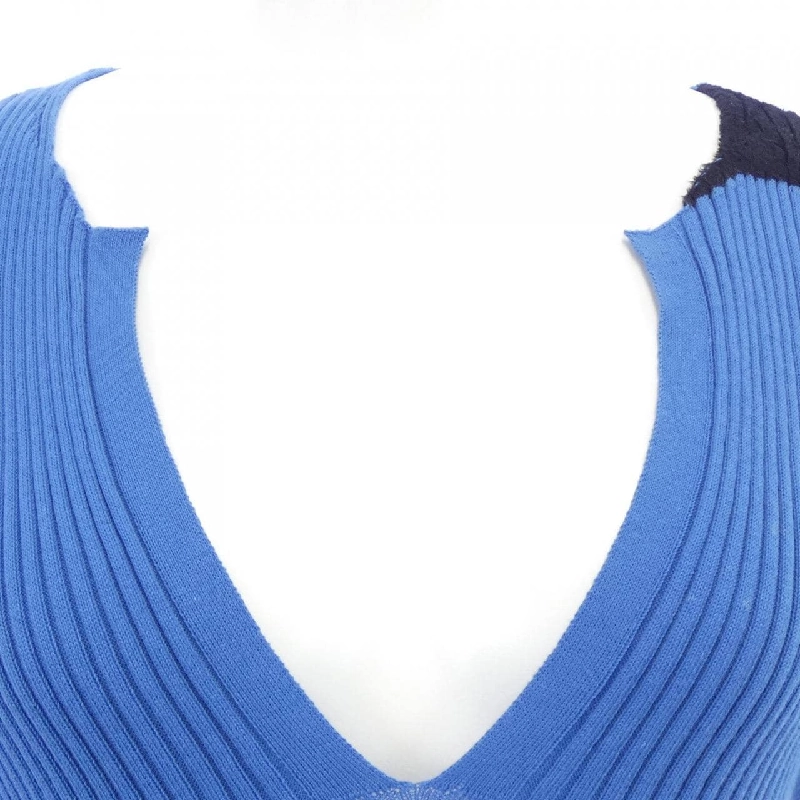 Áo len AKANE UTSUNOMIYA - Hàng hiệu Authentic 820427