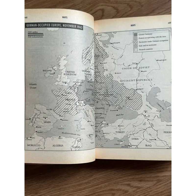 The Third Reich: A New History - Michael Burleigh 787547