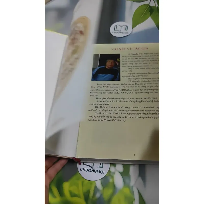 [MIỄN PHÍ BỌC SÁCH] Lịch Sử Họ Nguyễn Việt Nam - Từ Thời Vua Hùng Dựng Nước Đến Thời Đại  727377