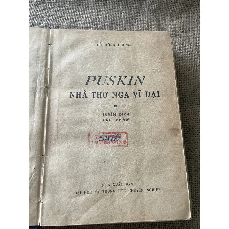 Puskin nhà thơ vĩ đại tác giả ĐỖ Hồng Chương 796712