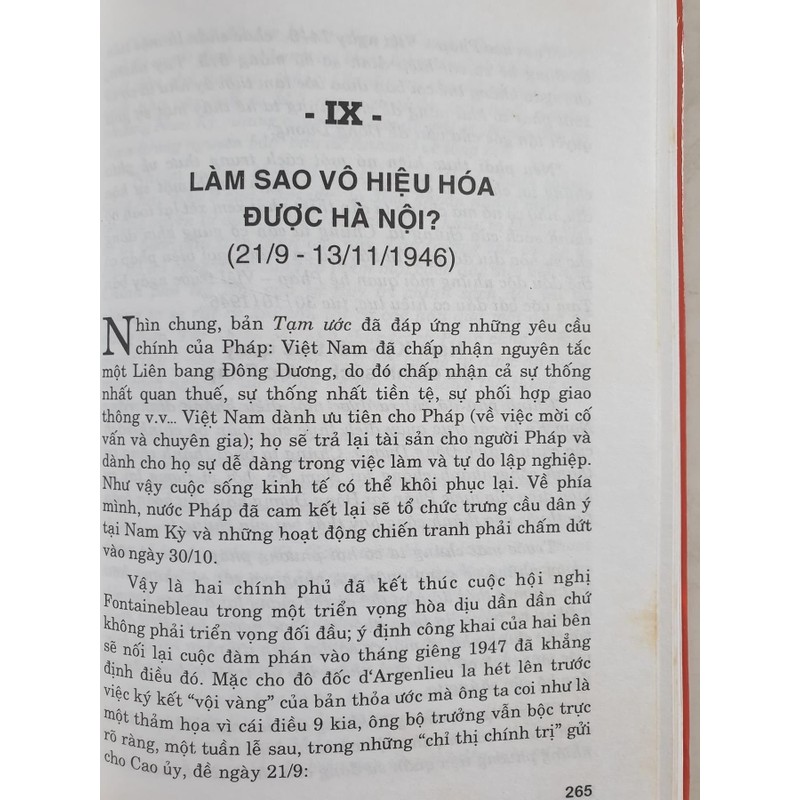 Paris - Saigon - Hanoi (Tài Liệu Lưu Trữ Về Cuộc Chiến Tranh 1944 - 1947) (bìa cứng) 192857
