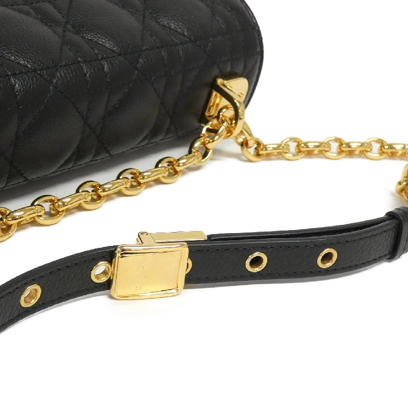 【Sản phẩm mới】Christian Dior Dior Caro Medium M9242UWHC Túi đeo vai 613739