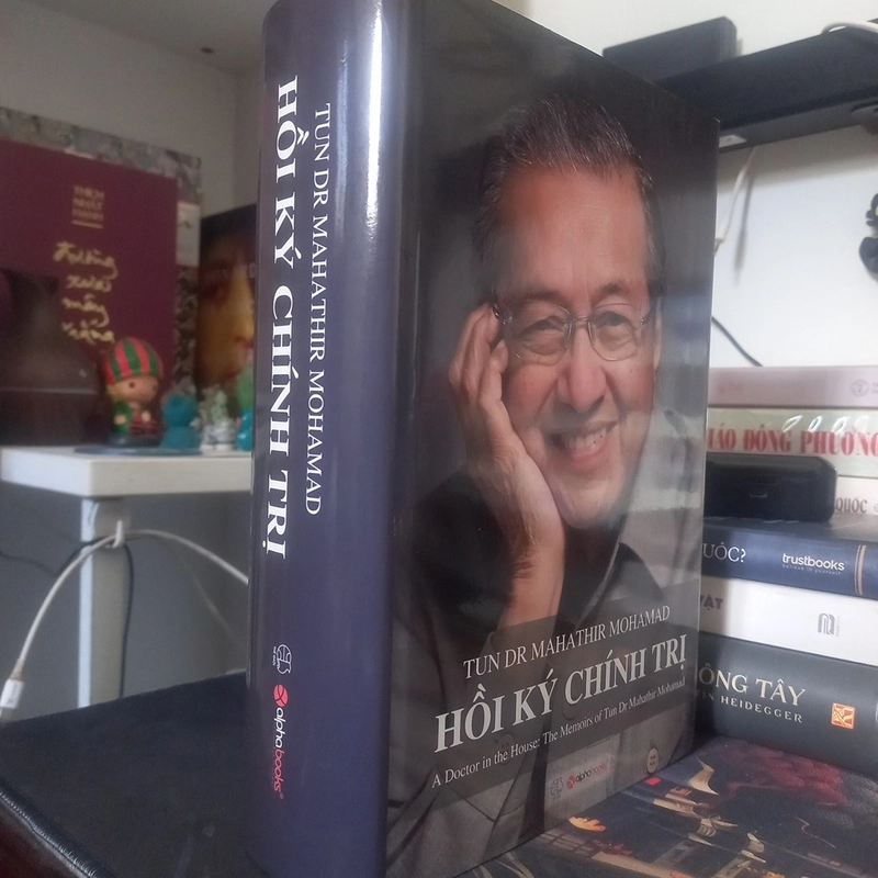 Hồi Ký Chính Trị (A Doctor In The House: The Memoirs Of Tun Dr Mahathir Mohamad) 312059