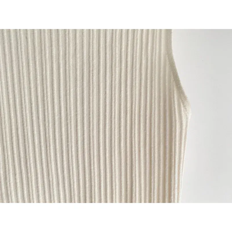 MỚI 95%***TANKTOP LEN CAO CỔ MÀU TRẮNG* ÁO LEN NỈ CAO CỔ SIÊU ẤM* TẶNG QUÀ 0Đ 591590