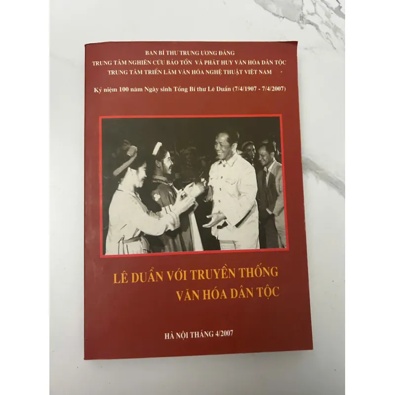 Lê Duẩn với Truyền Thống Văn Hóa Dân Tộc 705985