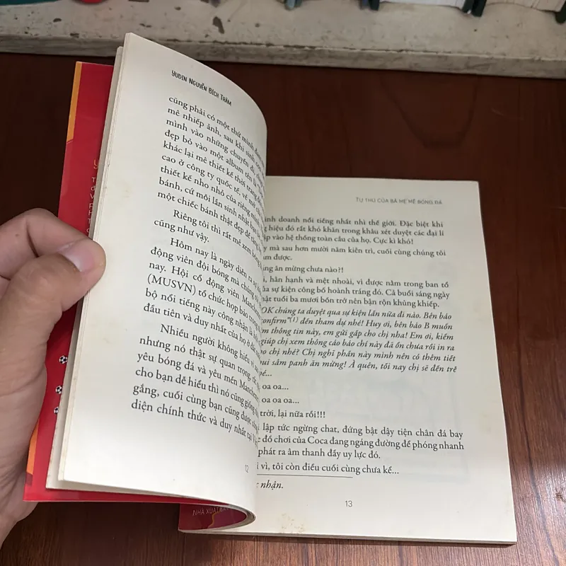 II Tựa Sách: Tự Thú Của Bà Mẹ Mê Bóng Đá - Yudin Nguyễn Bích Trâm - 2018 716763