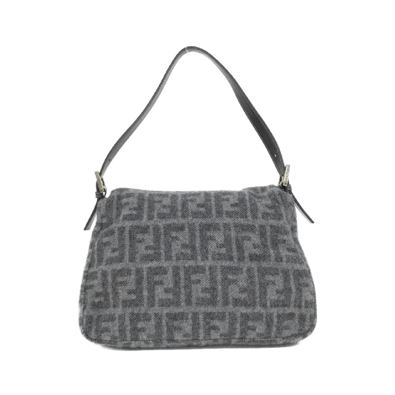 Túi xách vai Fendi Mamma Baguette 26325 - Hàng hiệu Authentic 764115