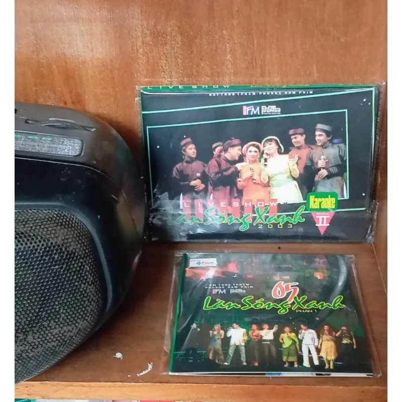 2 đĩa chính hãng Làn Sóng Xanh 1020192