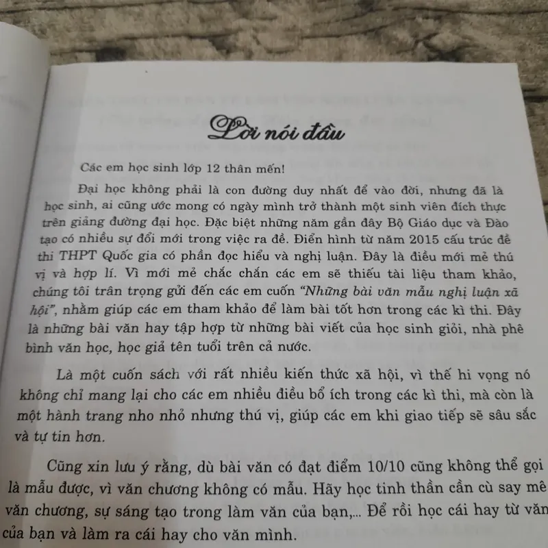 Những bài văn mẫu NGHỊ LUẬN XÃ HỘI. Giáo viên Nguyễn Đức Hùng- TT Vĩnh Viễn 738463