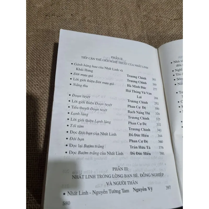 NHẤT LINH - CÂY BÚT TRỤ CỘT CỦA TỰ LỰC VĂN ĐOÀN 705100