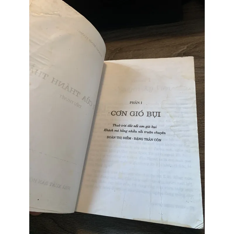 Thời của thánh thần - Hoàng Minh Tường 934528