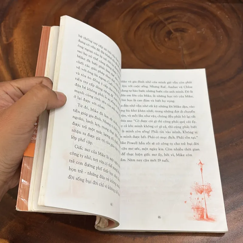 II Tựa Sách: Hãy Can Đảm Và Tốt Bụng - Nhiều Tác Giả - 2013 999265