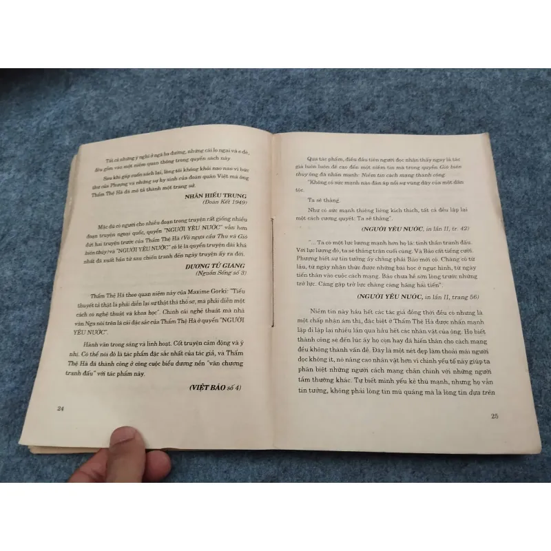 THẨM THỆ HÀ: THÂN THẾ VÀ VĂN NGHIỆP 936837