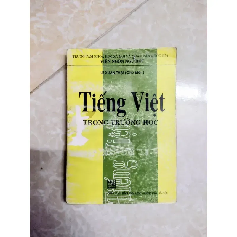 Sách: Tiếng Việt trong trường học 933296