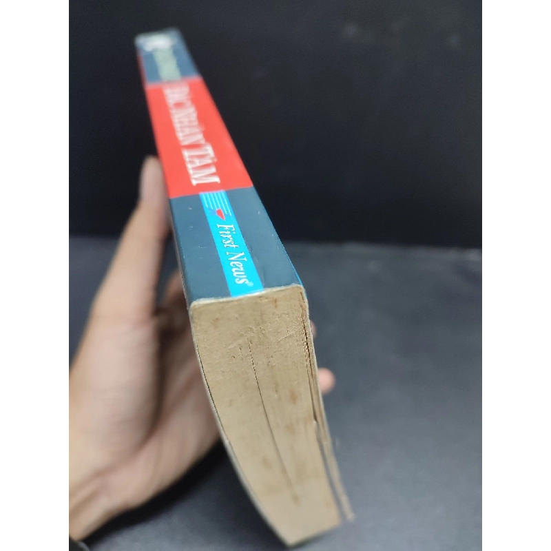 Đắc Nhân Tâm Dale Carnegie năm 2017 mới 70% ố vàng, bẩn bìa HCM0203 kỹ năng 913176