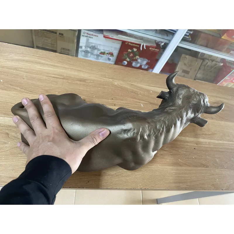 Bò, hay trâu kiem loại? 719402