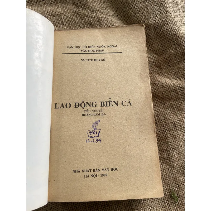 Lao động biển cả - Victor Hugo  932907