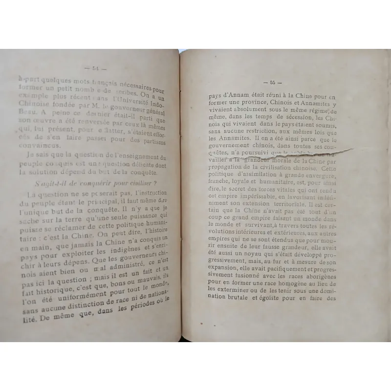 UNE HISTOIRE DE CONSPIRATEURS ANNAMITES À PARIS (CHUYỆN VỀ NGƯỜI AN NAM ÂM MƯU Ở PARIS) 629142