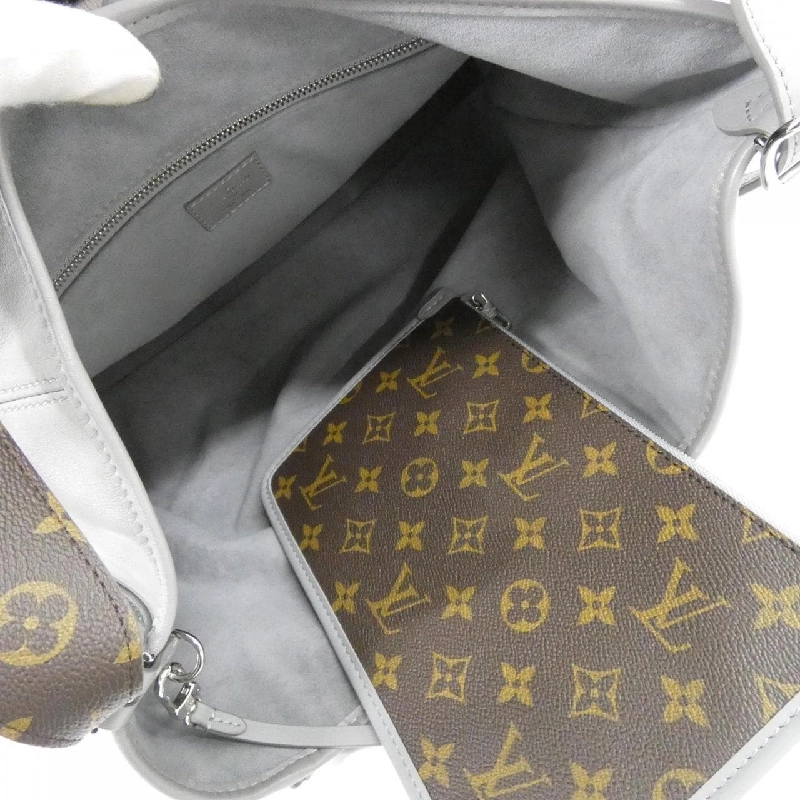 Túi xách Louis Vuitton Carryall Vibe MM M12583 611982