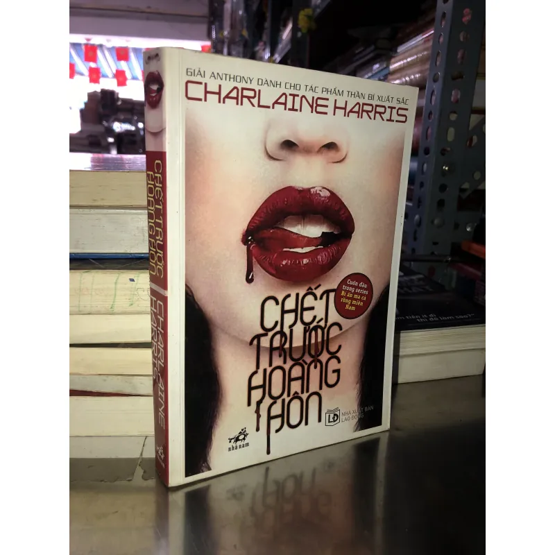 Chết trước hoàng hôn - Charlaine Harris 1023714