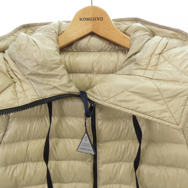 Áo khoác lông vũ MONCLER 642532