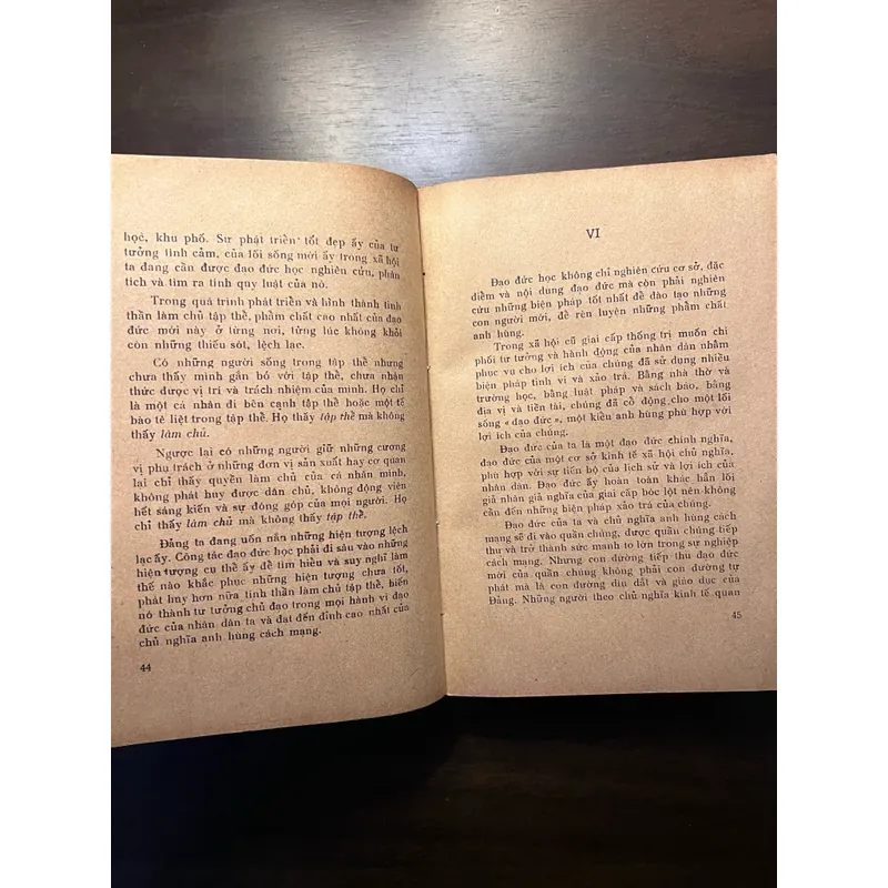 📖 Anh hùng và nghệ sĩ (xb 1975) 606254