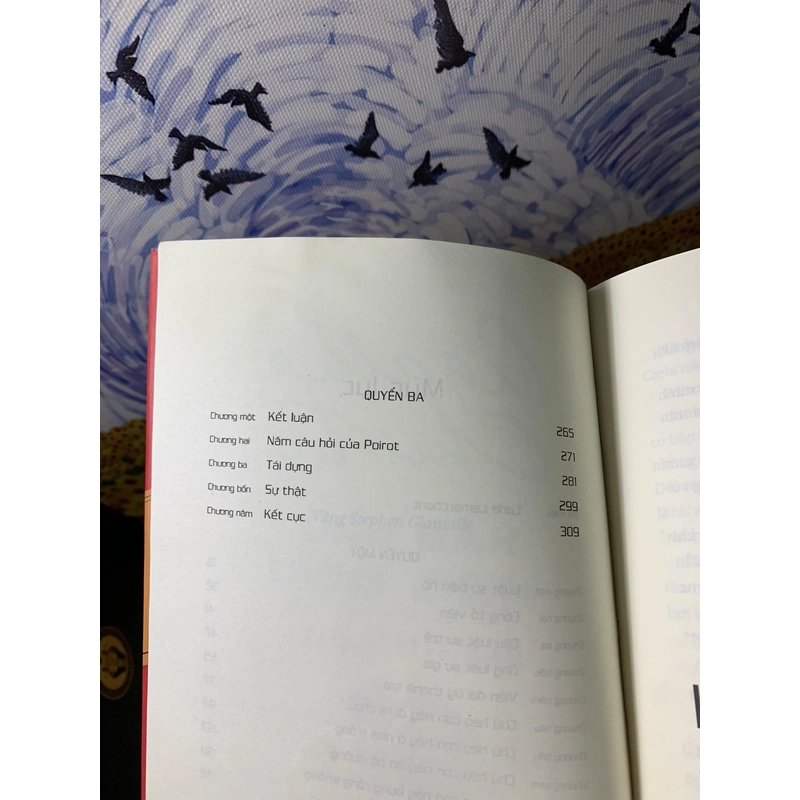 Năm Chú Heo Con - Agatha Christie 542201