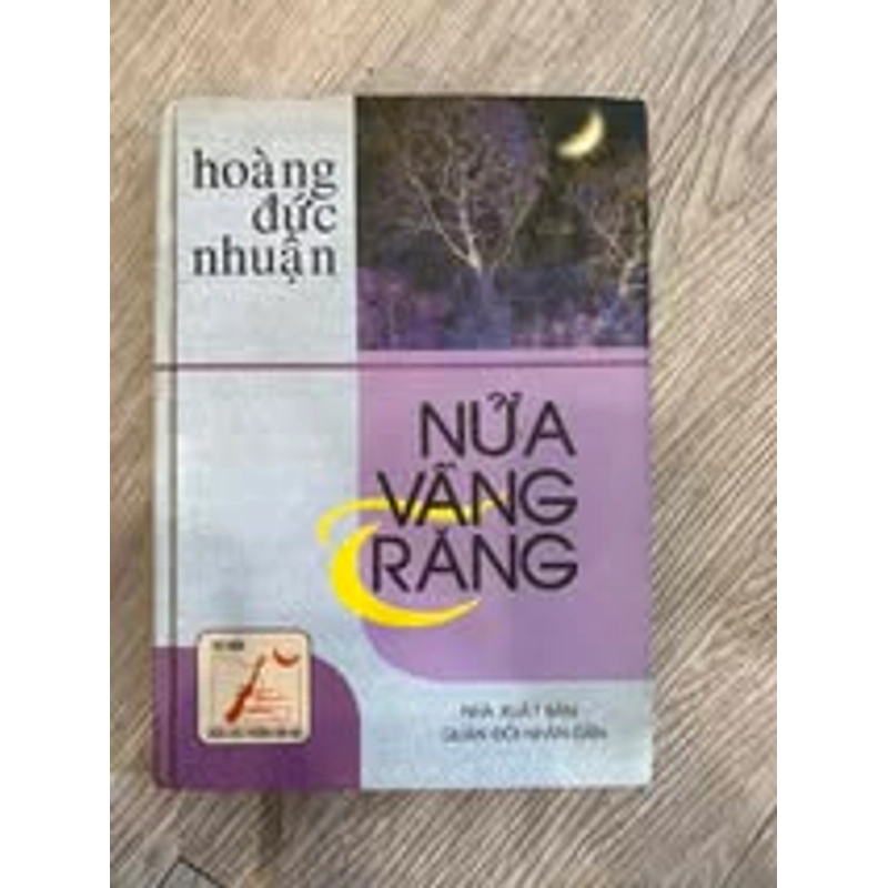 Nửa vầng trăng 506037
