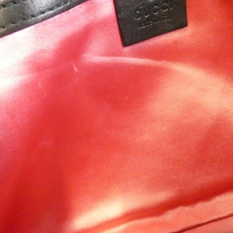 Túi đeo vai GG Marmont 443496 K4DLT của Gucci 608527