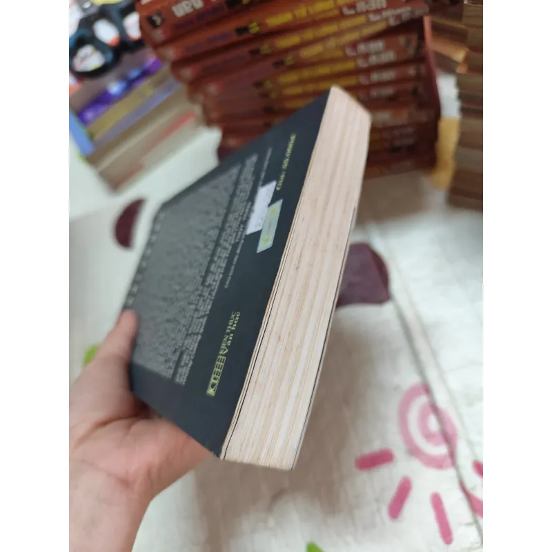 HẠT CƠ BẢN – MICHEL HOUELLEBECQ (TIỂU THUYẾT) - k4 1019019