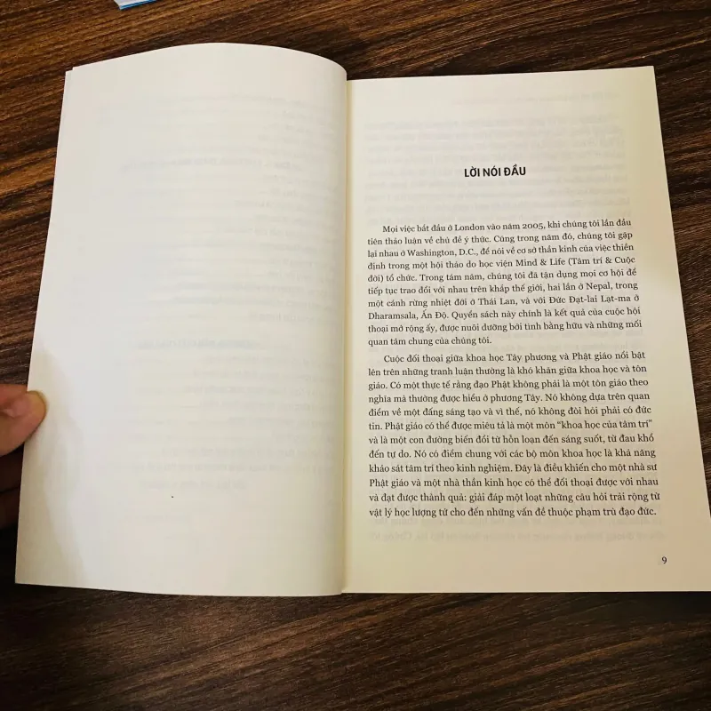 Vượt qua cái tôi - Matthieu Ricard và Wolf Singer#HATRA 992656